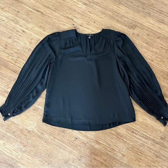 Current Air Tops - Current Air Anthropologie Black Pleated Sleeve Top XS